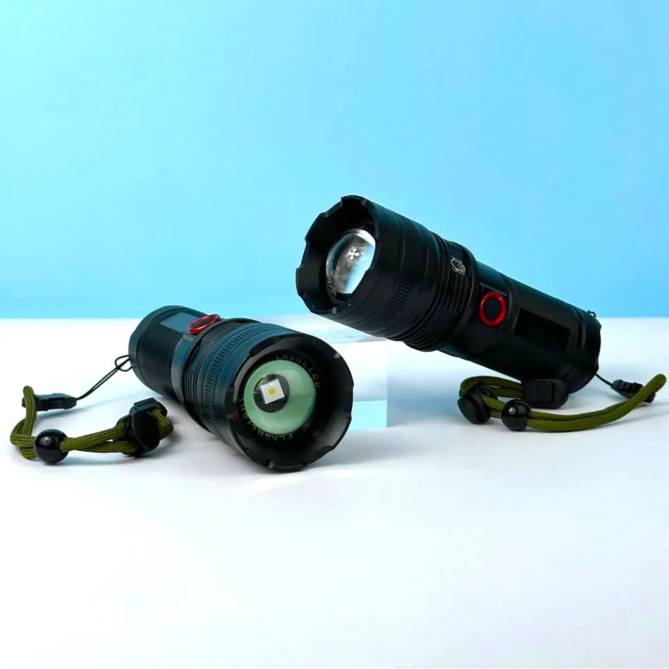 TAKTIČKA ALUMINIJUMSKA LAMPA SA BATERIJOM